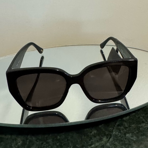 🆕J. Crew Cay  Oversized Black Sunglasses - Picture 7 of 15